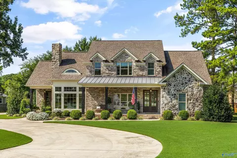 4000 Dobbs Dr, Huntsville, AL 35802