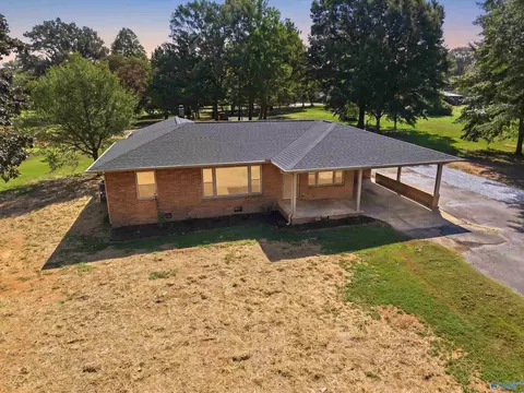 15372 E Limestone Rd, Harvest, AL 35749