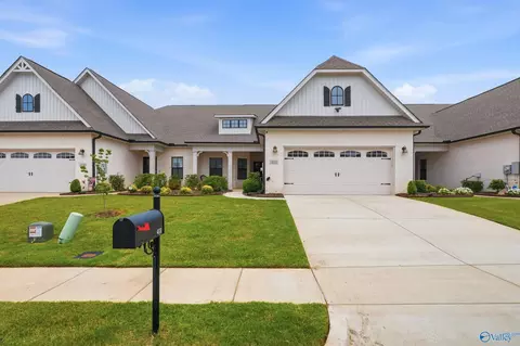 418 Tillane Park Cir, Huntsville, AL 35824