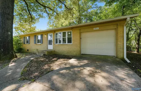3311 Delia Ln, Huntsville, AL 35810