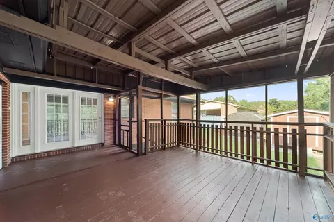 Exterior - 1024 E Tomahawk Trl, Gadsden, AL 35903 photo 4 of 10