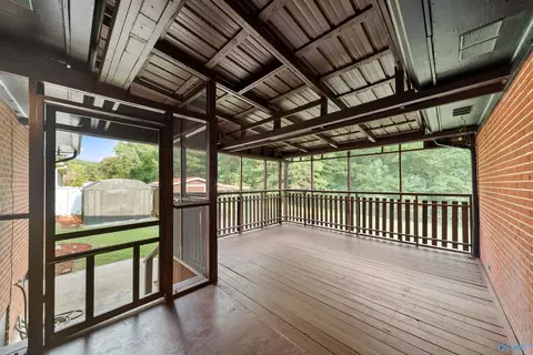 Exterior - 1024 E Tomahawk Trl, Gadsden, AL 35903 photo 3 of 10