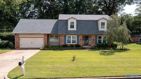 818 SEsslinger Rd, Huntsville, AL 35802