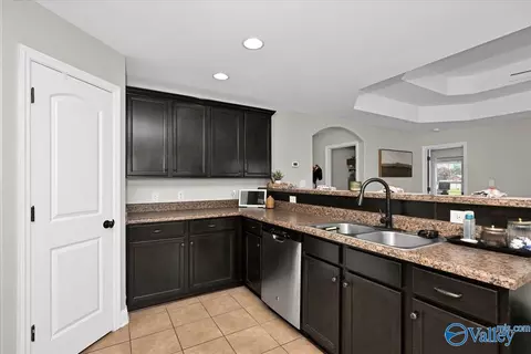 Kitchen - 38 Owensby Way, Trinity, AL 35673 photo 1 of 4
