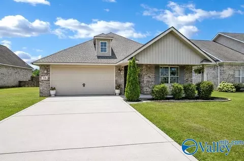 Exterior - 38 Owensby Way, Trinity, AL 35673 photo 2 of 8