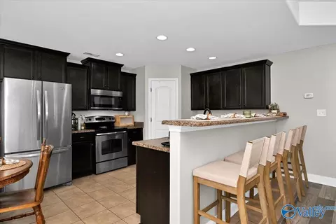 Kitchen - 38 Owensby Way, Trinity, AL 35673 photo 3 of 4