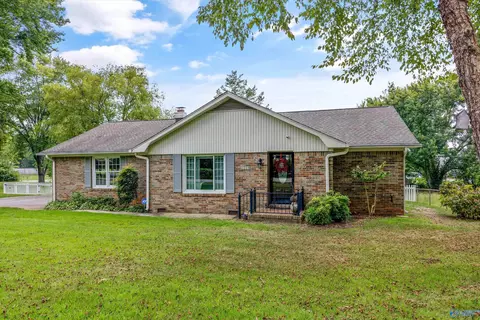 1210 Blevins Gap Rd, Huntsville, AL 35802