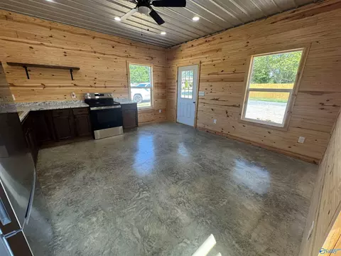 Kitchen - 249 Davistown Rd, Section, AL 35771 photo 2 of 3