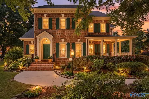 5001 Littlebury Rd, Huntsville, AL 35802