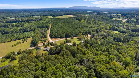 View/Area - 2011 Croft Ferry Rd, Hokes Bluff, AL 35903 photo 14 of 18
