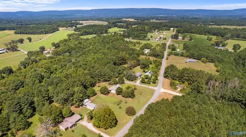 View/Area - 2011 Croft Ferry Rd, Hokes Bluff, AL 35903 photo 9 of 18