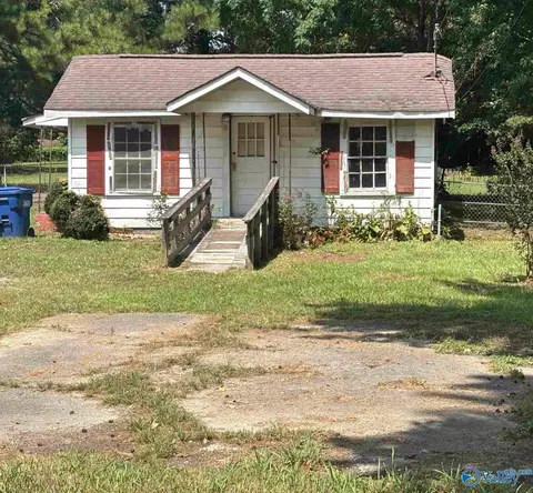 301 Holman St, Attalla, AL 35954