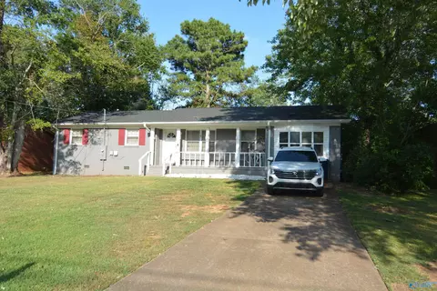 6116 Valley Park Dr, Huntsville, AL 35810