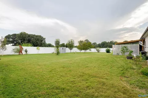 Exterior - 150 Spry Way, Killen, AL 35645 photo 6 of 7