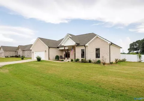 Exterior - 150 Spry Way, Killen, AL 35645 photo 2 of 7