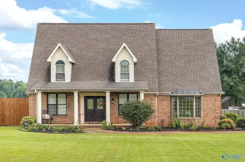 4106 S Chapel Hill Rd, Decatur, AL 35603