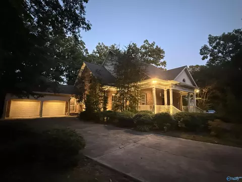 20 Savannah Cir, Union Grove, AL 35175