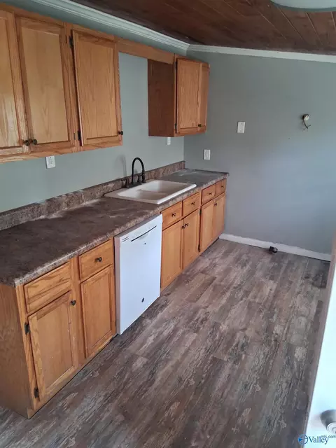 Kitchen - 392 John Johnson Rd, Trinity, AL 35673 photo 2 of 2