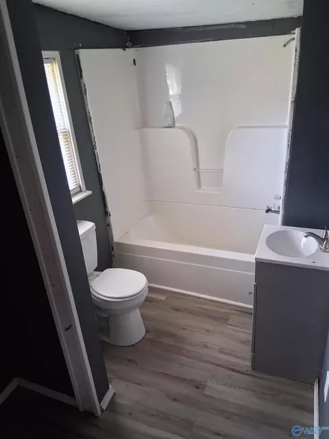 Bath - 392 John Johnson Rd, Trinity, AL 35673 photo 1 of 2