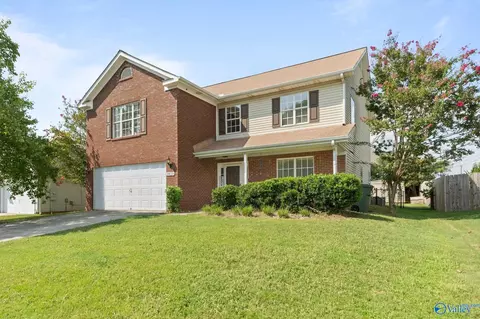 2410 Quail Ridge Ln, Huntsville, AL 35803