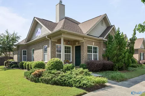 1011 Cresent Fls, Huntsville, AL 35806