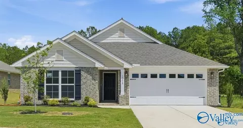176 Ridgeland Trl, Huntsville, AL 35810