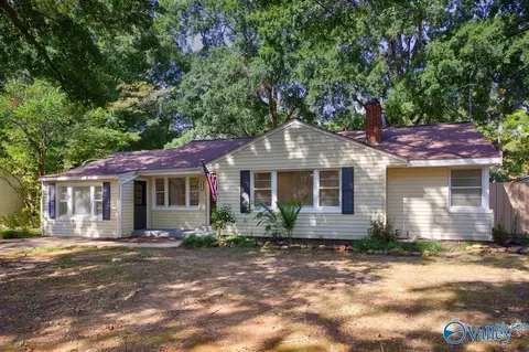 801 13th Ave, Decatur, AL 35601