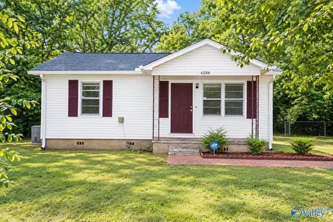 4206 Irondale Dr, Huntsville, AL 35810