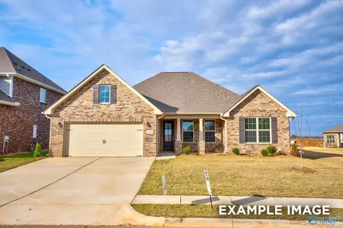 205 Slade Thomas Dr, Meridianville, AL 35759