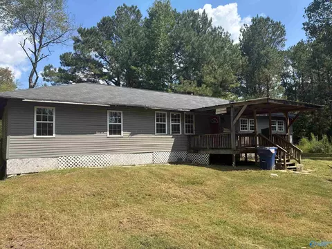 2050 Taylor Ln, Gadsden, AL 35904