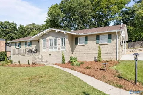 2707 Barcody Rd, Huntsville, AL 35801