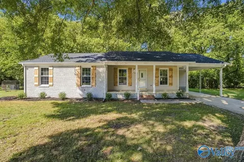 1508 Ravenwood Cir, Huntsville, AL 35803