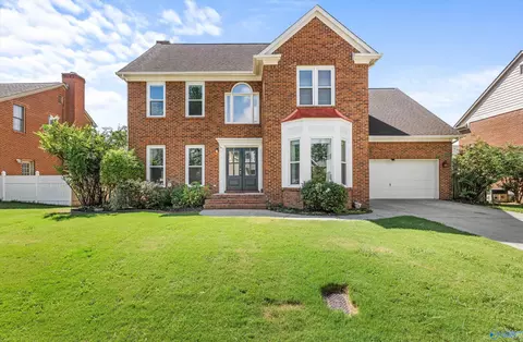 1822 Gallop Dr, Huntsville, AL 35803