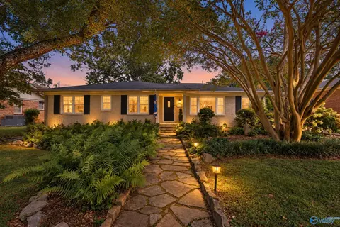 1603 Red Oak Rd, Huntsville, AL 35801