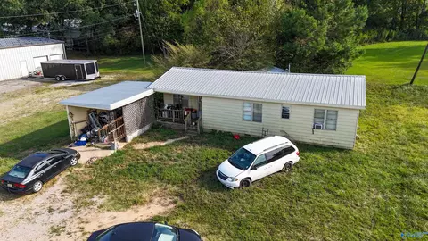2060 Bexar Ave, Hamilton, AL 35570 photo 4
