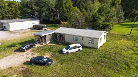 2060 Bexar Ave, Hamilton, AL 35570 photo 5