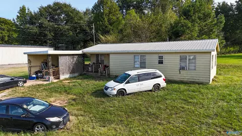 2060 Bexar Ave, Hamilton, AL 35570 photo 3
