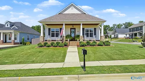 6400 Lenox Hill Way, Huntsville, AL 35806