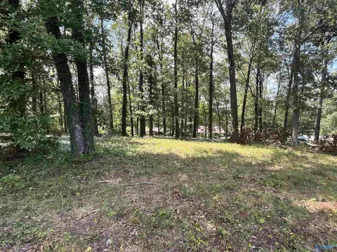 1307 Bellevue Dr, Gadsden, AL 35904