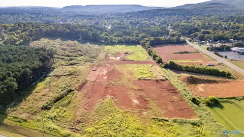 18 31 Acres Hollow Rd, Huntsville, AL 35810