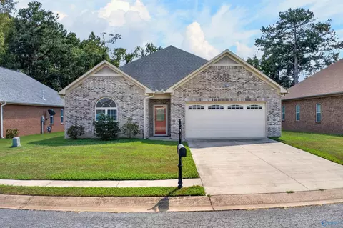 170 Glen Oaks Cir, Glencoe, AL 35905