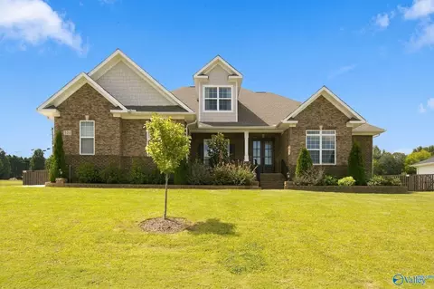 324 NE Merrydale Dr, Huntsville, AL 35811