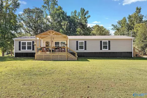 680 Ridgeway Rd, Altoona, AL 35952