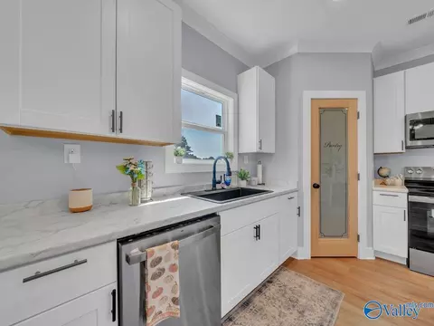 Kitchen - 2366 County Road 49, Section, AL 35771 photo 5 of 5