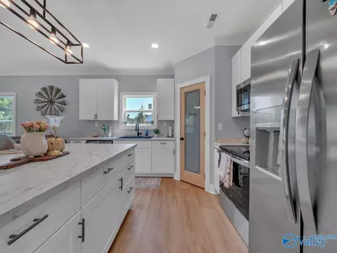 Kitchen - 2366 County Road 49, Section, AL 35771 photo 3 of 5