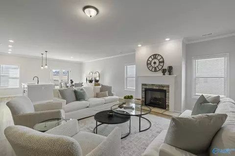 272 Saddle St, New Market, AL 35761