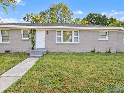 4503 Kenwood Dr, Huntsville, AL 35810