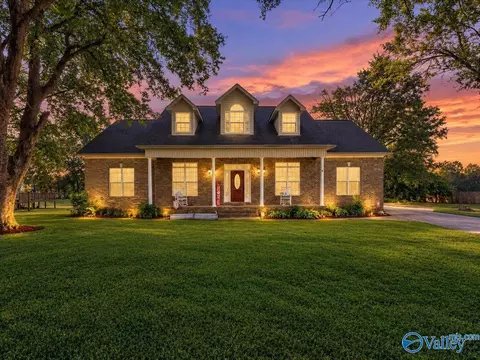 1392 Ryland Pike, Huntsville, AL 35811