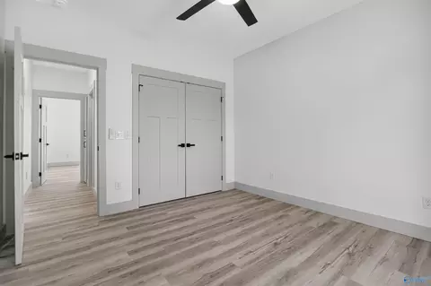 Bedroom - 5172 Columbus City Rd, Grant, AL 35747 photo 5 of 10