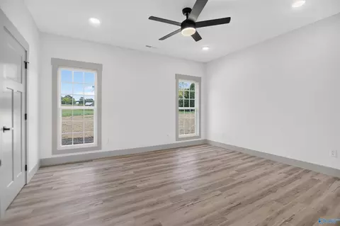 Bedroom - 5172 Columbus City Rd, Grant, AL 35747 photo 1 of 10